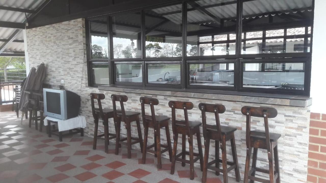 Finca Hotel El Saman De Alto Bonito Montenegro Exterior foto